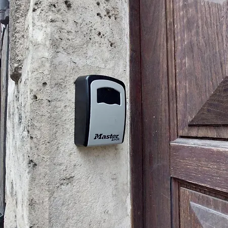 Apartamento Le Madison 1 Châteauroux Exterior foto